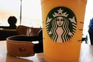 マンゴーパッションティーフラペチーノ
