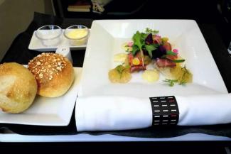 JALビジネスクラスの機内食